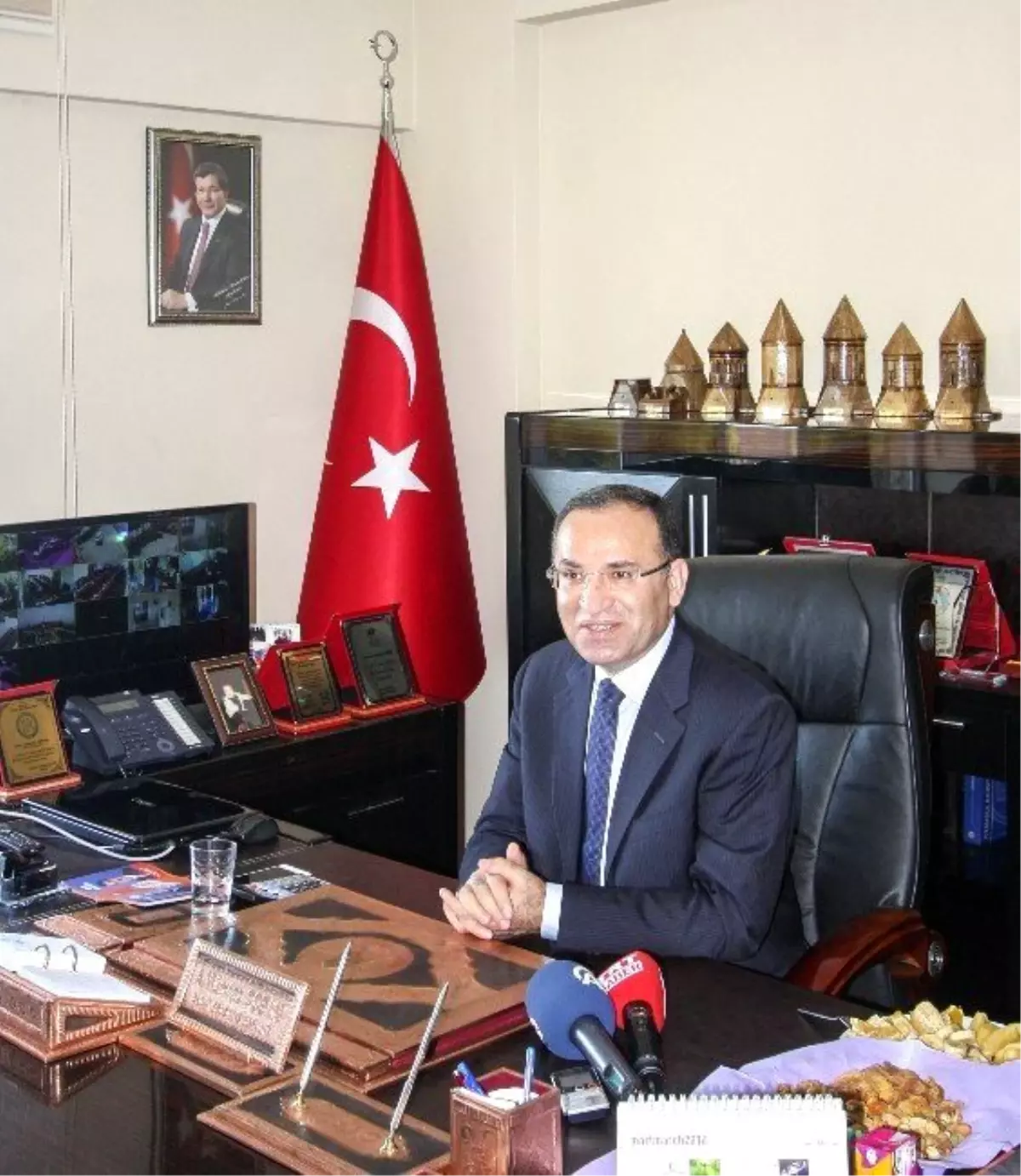 Bakan Bozdağ: "Ahlat, Çanakkale Kadar Önemlidir"