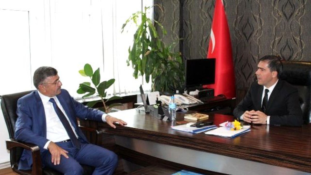 Başkan Akdoğan\'dan Polis Teşkilatı\'na Kutlama Ziyareti