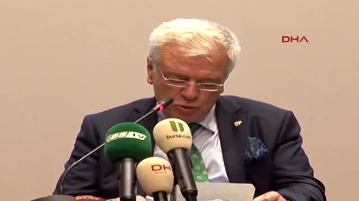 Bursaspor Başkanı Ali Ay Türkiye\'de Kulüpler Batmış Durumda