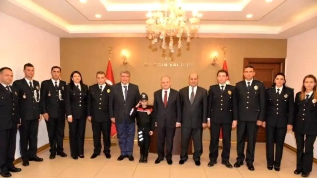 Çakacak: "Polisimiz Suçlaya Demir Yumruk, Vatandaşa Kadife Gibidir"