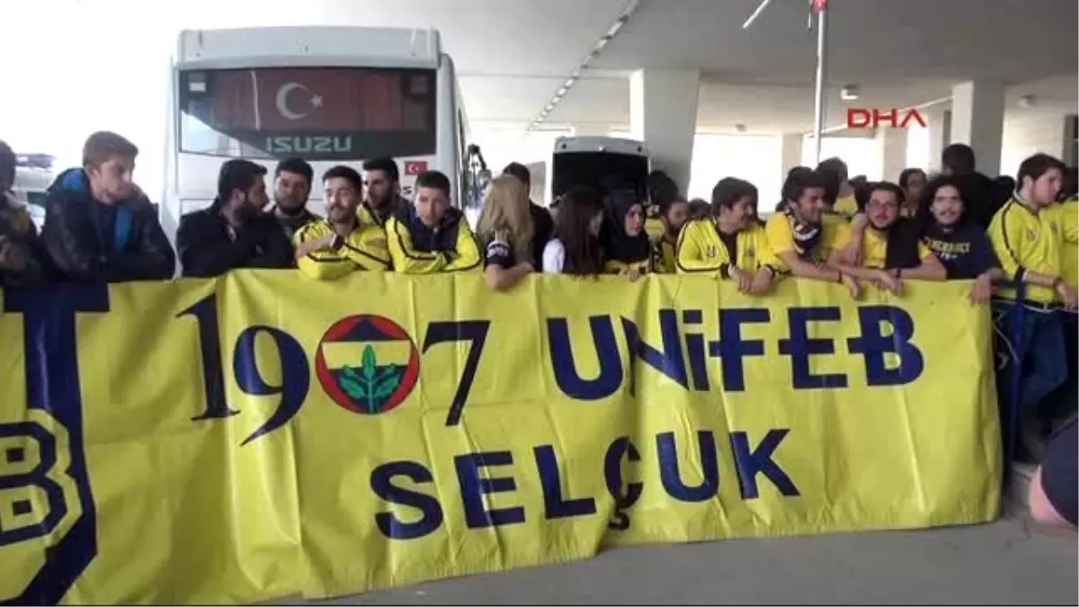 Fenerbahçe Kafilesi Konya\'da