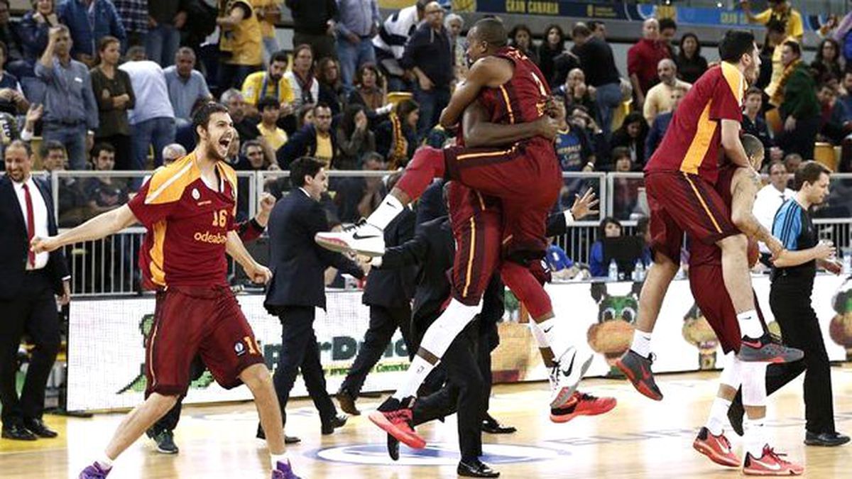 Galatasaray-Pınar Karşıyaka Maçı Ertelendi