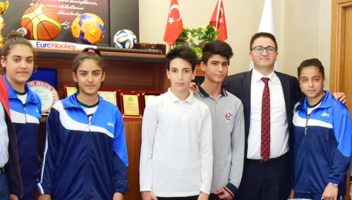 Gaziantep Hentbol Erkek ve Bayan Takımı Analig Finaline Adını Yazdırdı