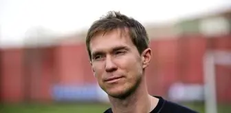 Hleb, İlhan Cavcav'ın Tahtına Talip