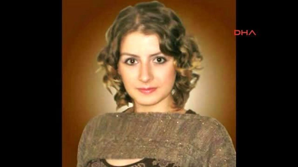 İzmir Eşinden Şiddet Gördü, Facebook\'tan Dayağın Fotoğraflarını Paylaşıp İntihar Etti