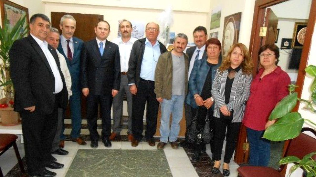MHP İl Teşkilatından Gümüşhaneliler Derneği\'ne Ziyaret