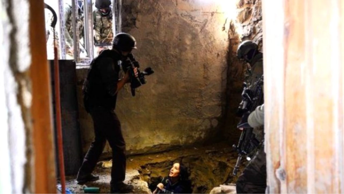 Nazlı Çelik, PKK\'lıların Kazdığı Tünele Girdi