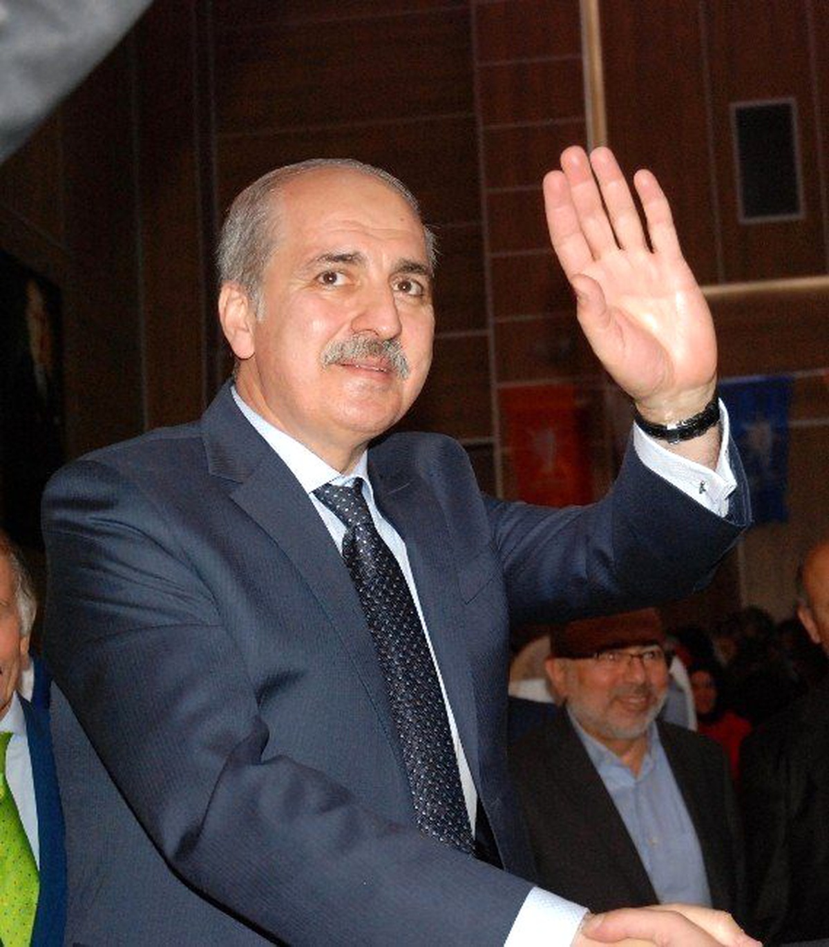 Numan Kurtulmuş: "Türkiye\'ye Diz Çöktürmek İstiyorlar"