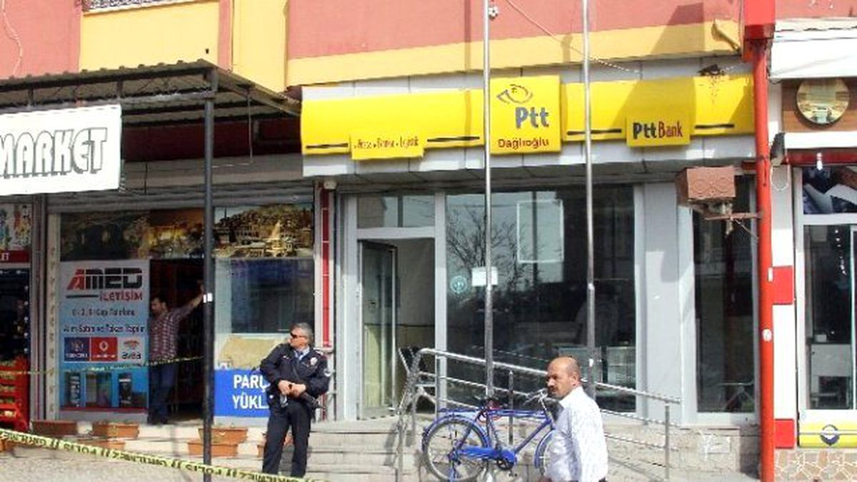 PTT Şubesinde Pompalı Tüfekli Soygun