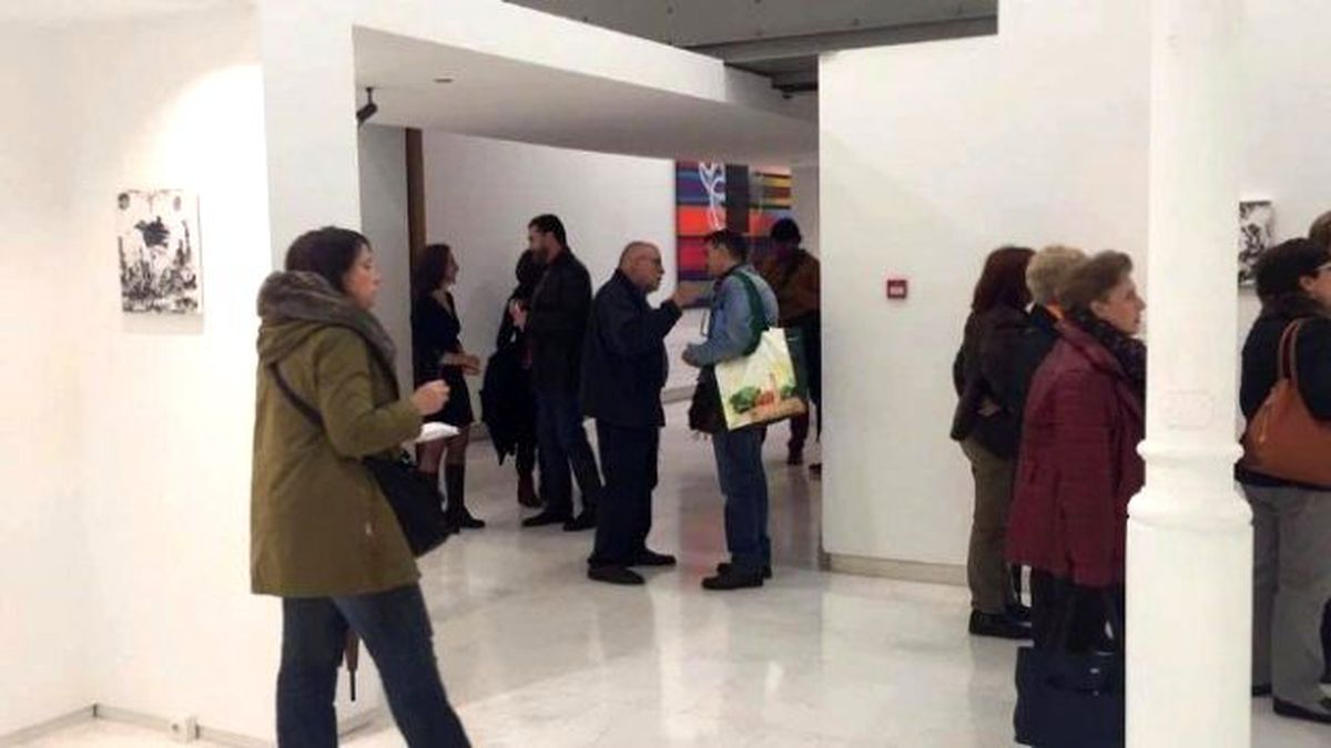 Saü\'lü Öğretim Üyesi İspanya\'da Sergi Açtı