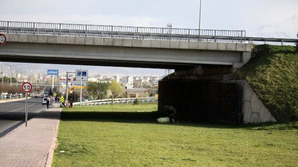 Şüpheli Paketten Yorgan Çıktı