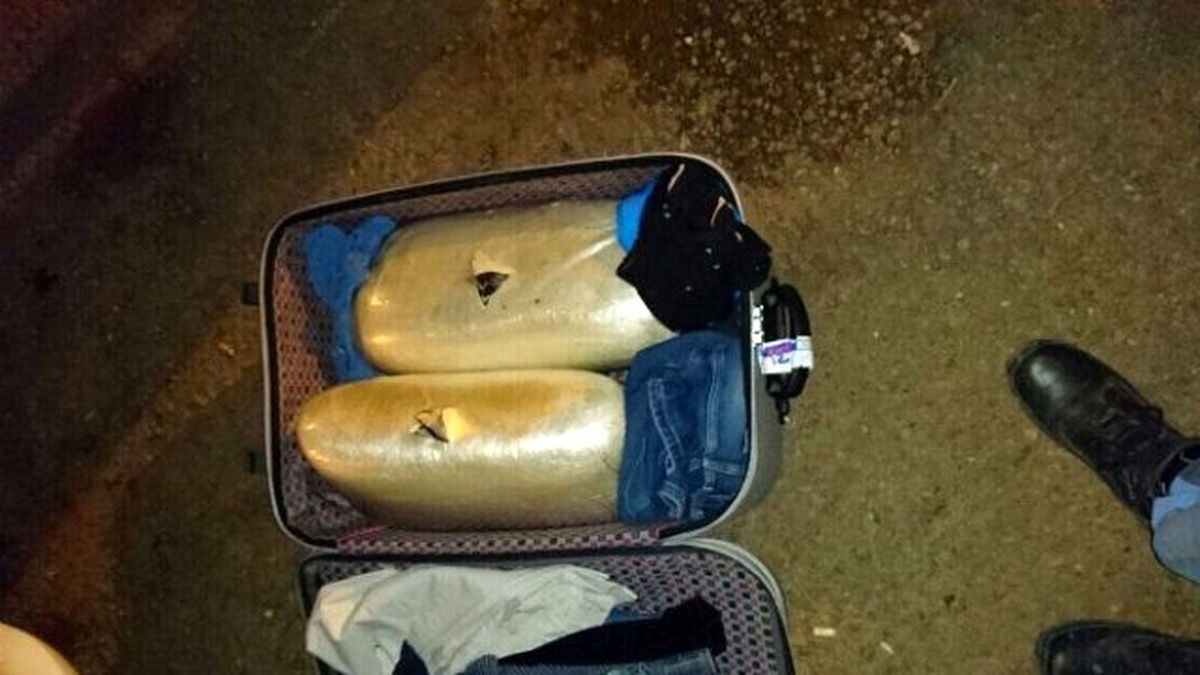 Yolcunun Valizinden 14 Kilo 500 Gram Toz Esrar Çıktı