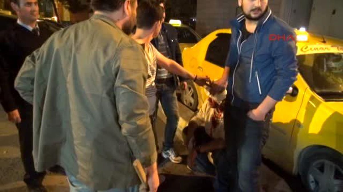 Ereğli - Laf Atma Tartışması Kavgaya Dönüştü: 1 Yaralı