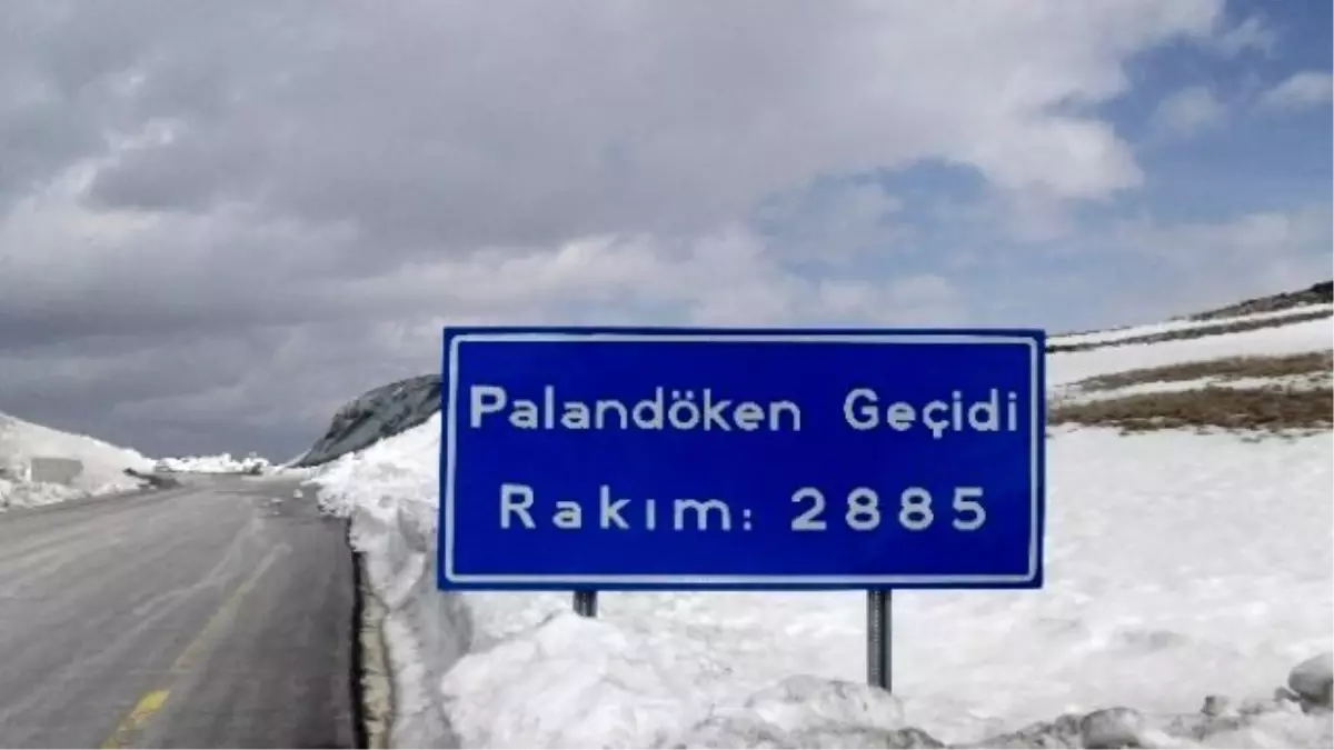 Erzurum Palandöken\'de Kar Kalınlığı 5 Metreyi Buluyor