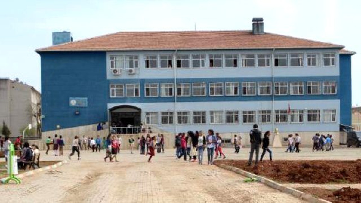 İdil\'de Cumartesi Günleri Öğrencilere Telafi Eğitimi