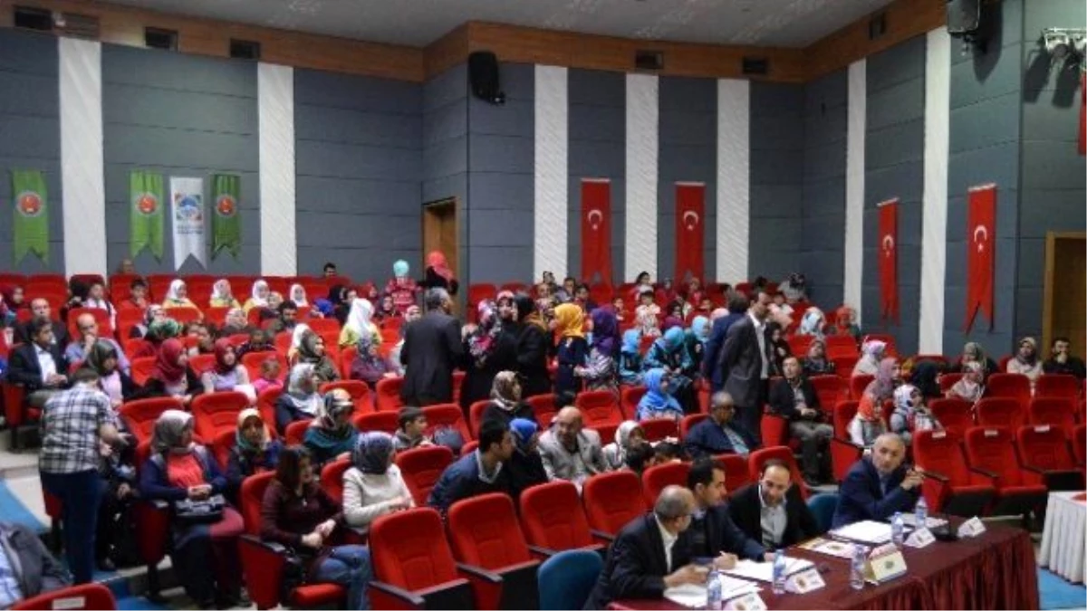 İmam Hatip Ortaokulları Arasında Arapça Yarışması Düzenlendi