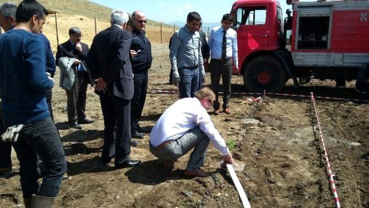 Kovancılar\'da İtri ve Aromatik Bitkiler Dikildi