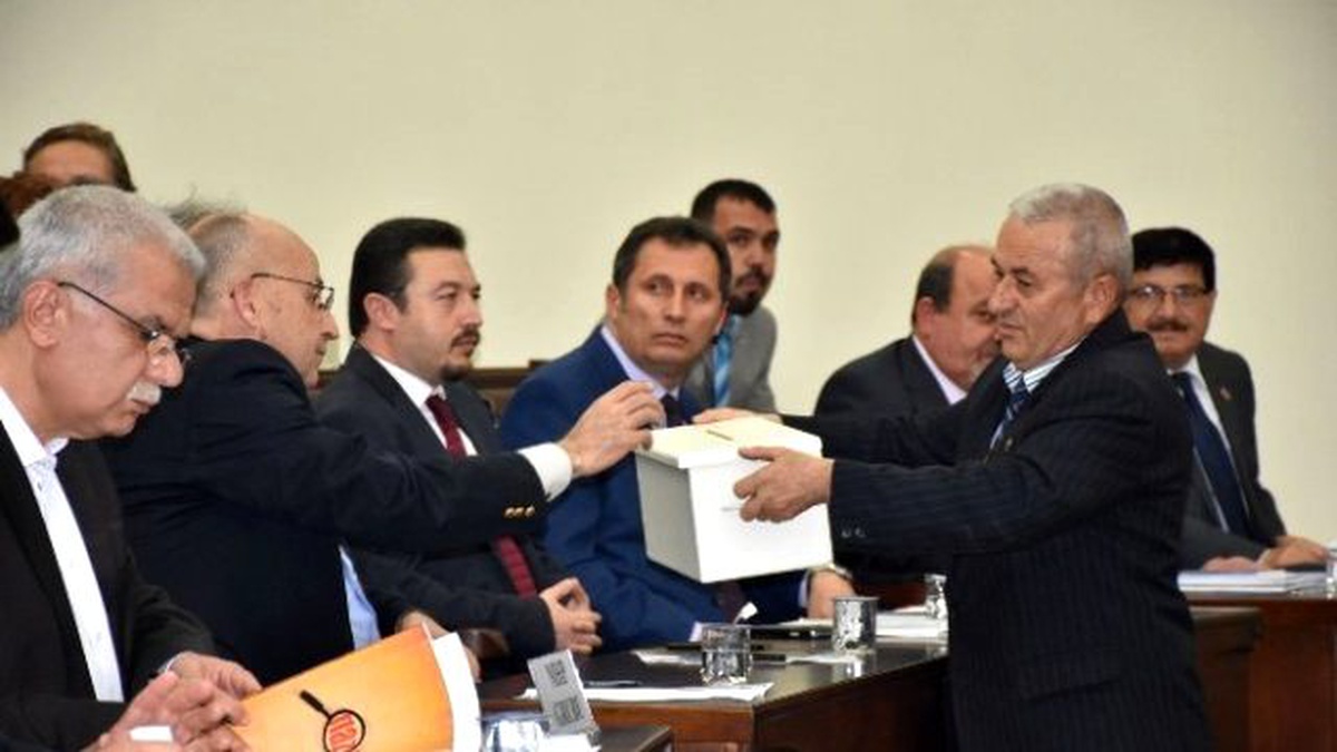 Nazilli Belediye Meclisi, 2015 Faaliyet Raporunu Görüştü