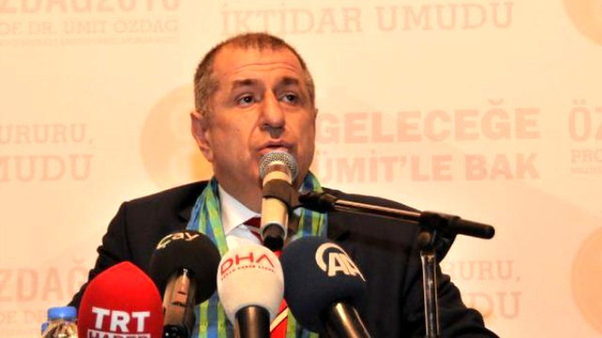 Ümit Özdağ, MHP Genel Başkan Adaylığını Rize\'de Açıkladı