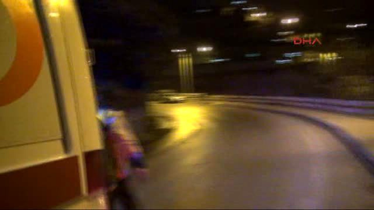 Zonguldak - Otomobille 10 Metreden Yükseklikten Tso\'nun Bahçesine Uçtu