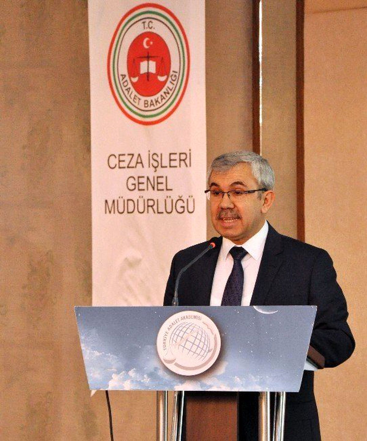 Uzlaşma" Toplumsal Barışa da Katkı Sağlıyor