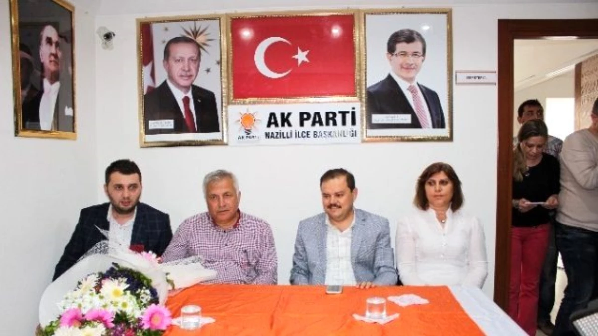 Abdurrahman Öz, AK Parti Nazilli Teşkilatını Ziyaret Etti