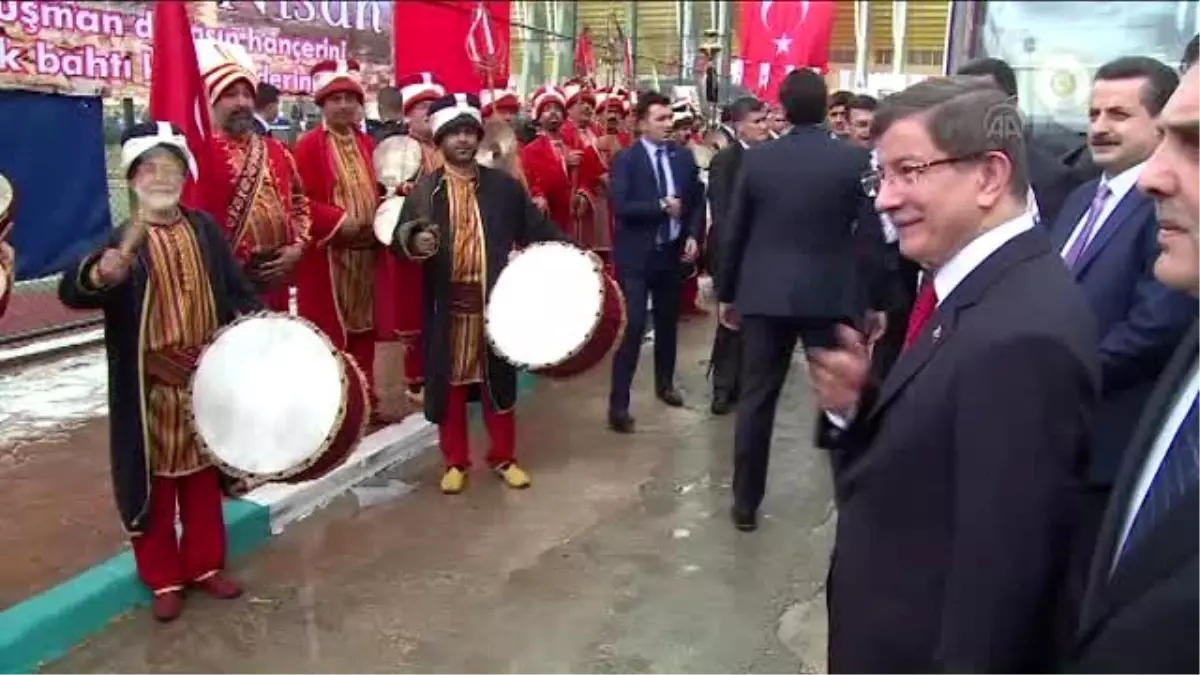 Başbakan Davutoğlu\'nun Vatandaşlarla Sohbet Etti