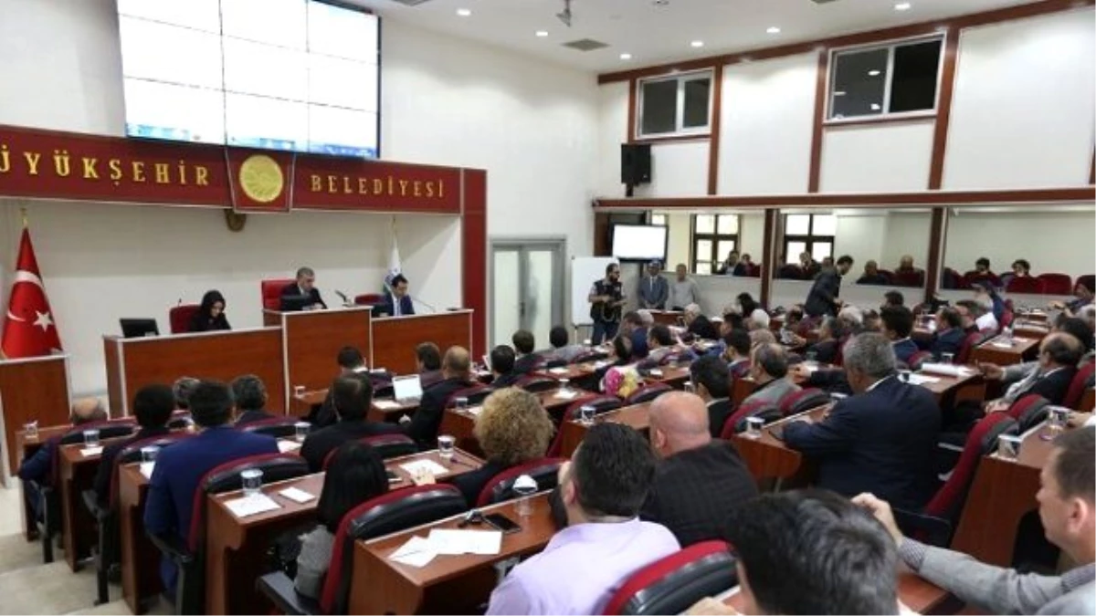Büyükşehir Belediyesi Nisan Ayı Meclis Toplantısı Gerçekleşti
