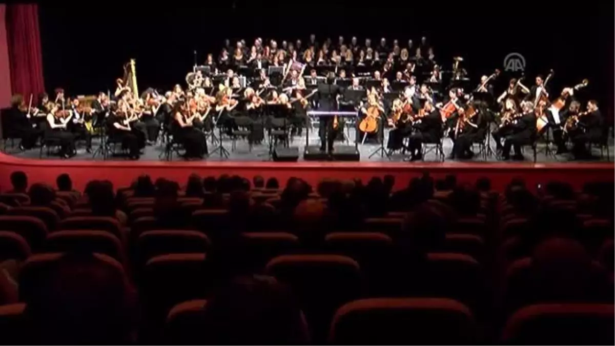 Çanakkale Şehitleri Anısına Konser Verildi