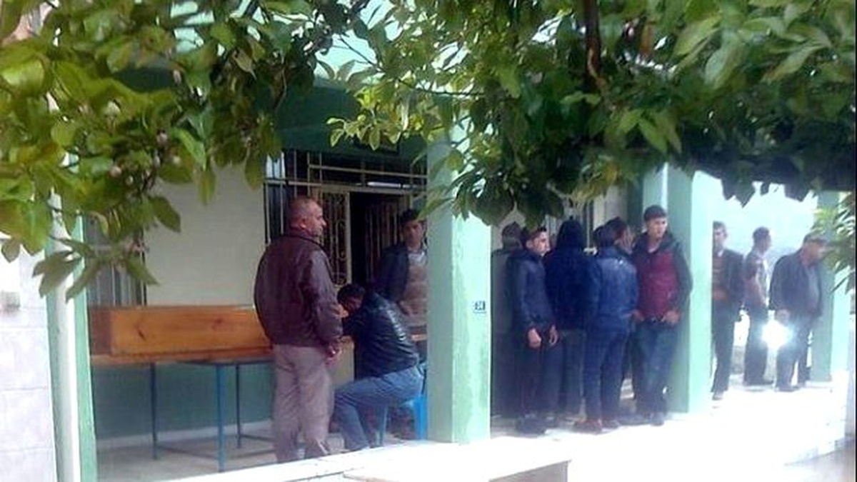 Aydın\'da Cenazeyi Defnetmek İçin Hazırlanan Cemaati, Savcı Durdurdu
