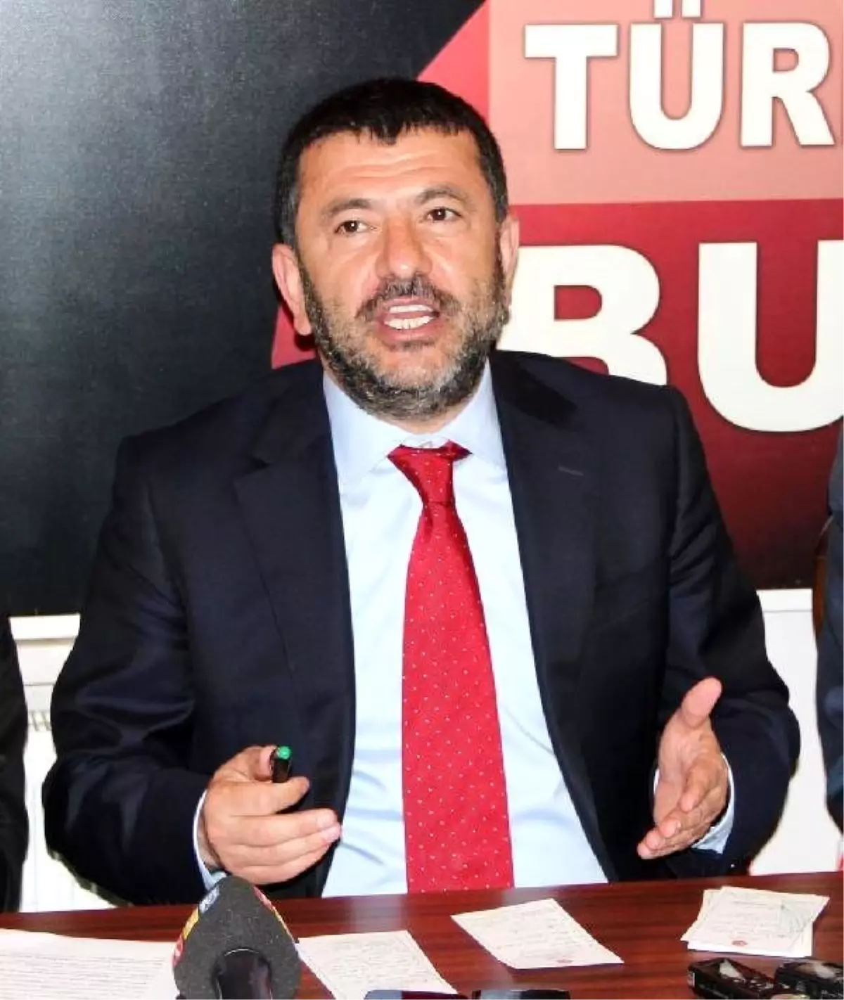 Lise Müdür Yardımcısının Paylaşımı CHP'li Ağbaba'yı Çileden Çıkardı