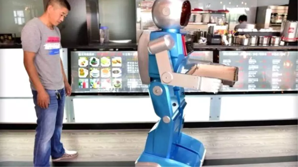 Çin'de Garson Robotlar Dükkan Batırdı