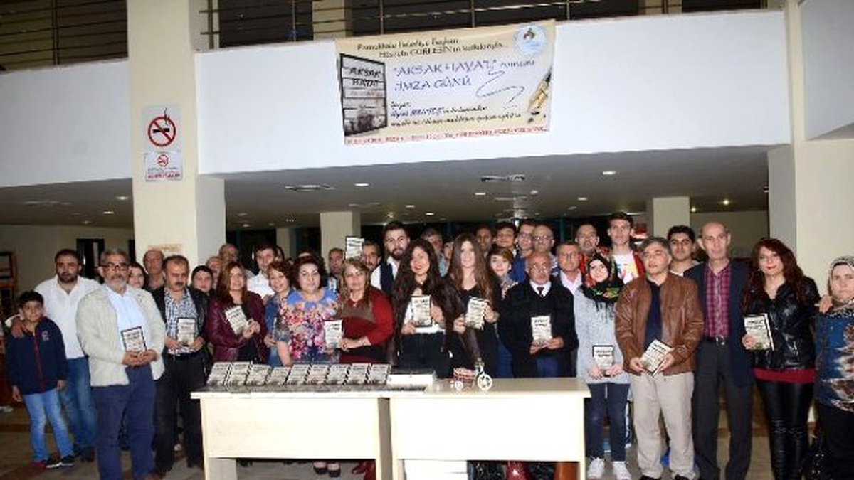 Pamukkale\'de Aşkın Gözyaşları İsimli Tiyatroya Büyük İlgi