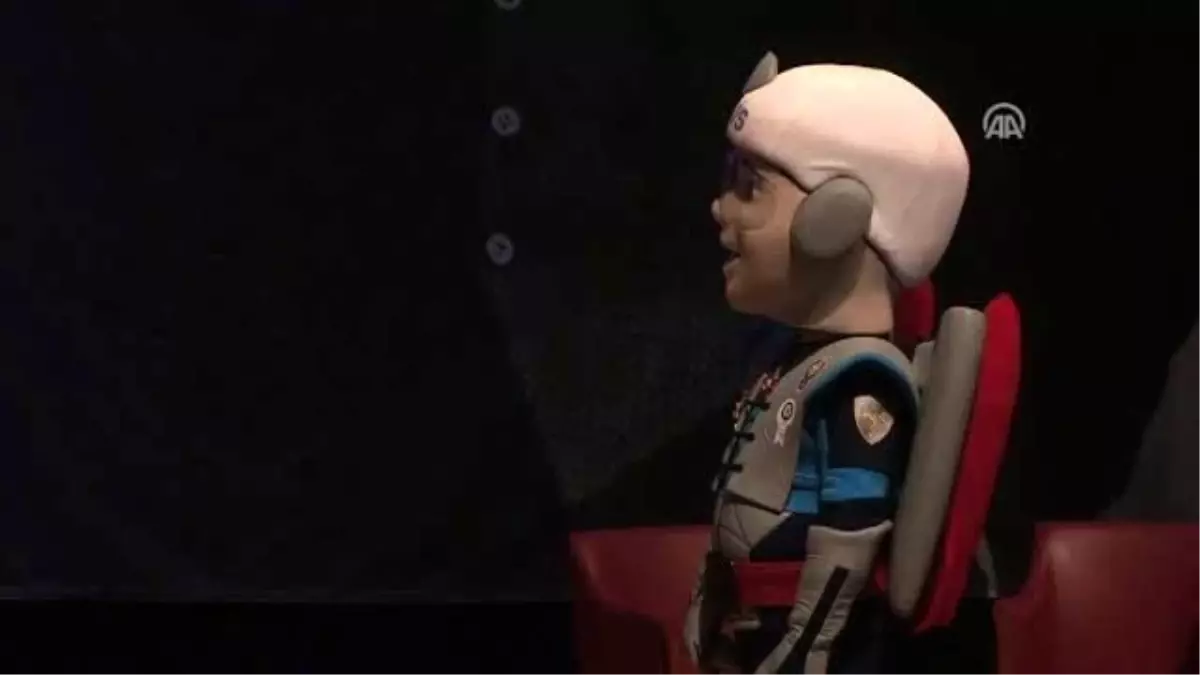 Polisler Dolandırıcılara Karşı Tiyatro ile Uyardı