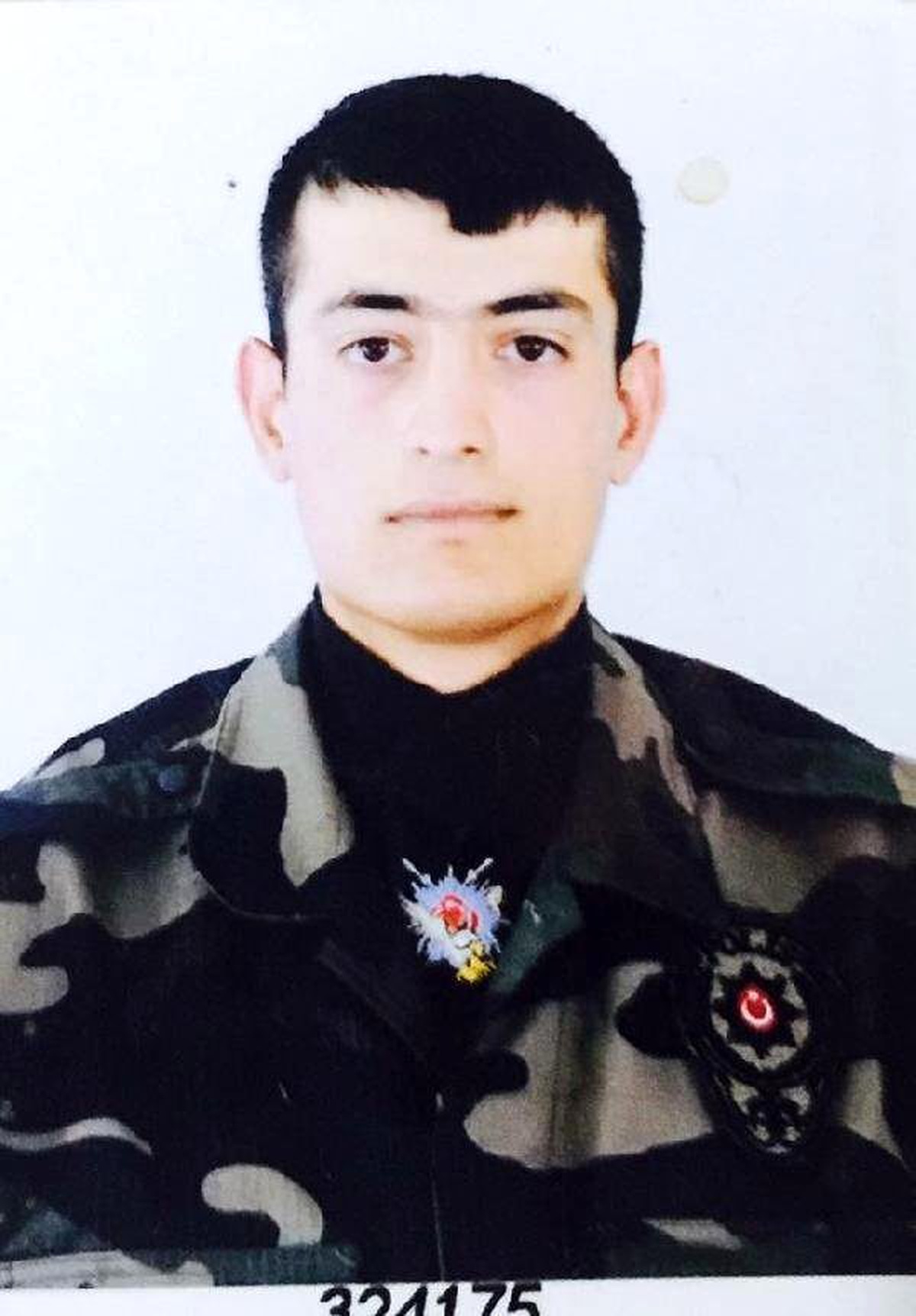 Şehit Polisin Babası: Şehit Kanlarıyla Alınmış Bu Topraklardan Verilecek Tek Karış Parça Yok