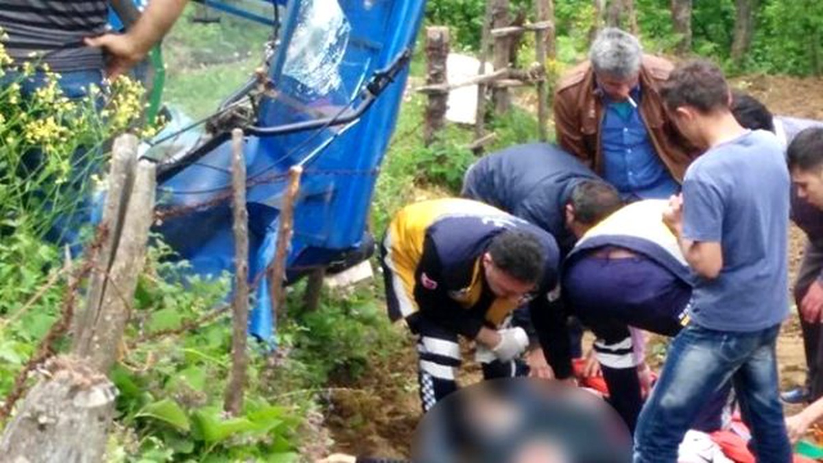 Tarım Aracının Altında Kalan Bir Kişi Ağır Yaralandı