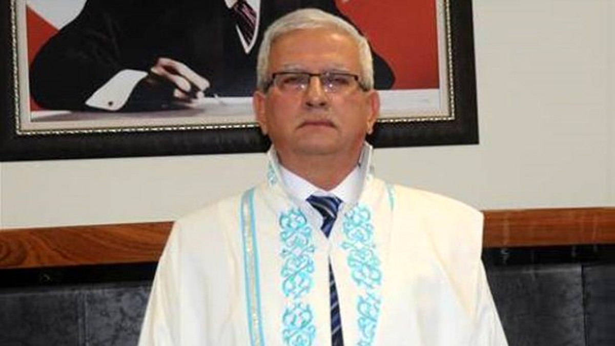 Üniversitede Bir Fakülte İkiye Bölündü