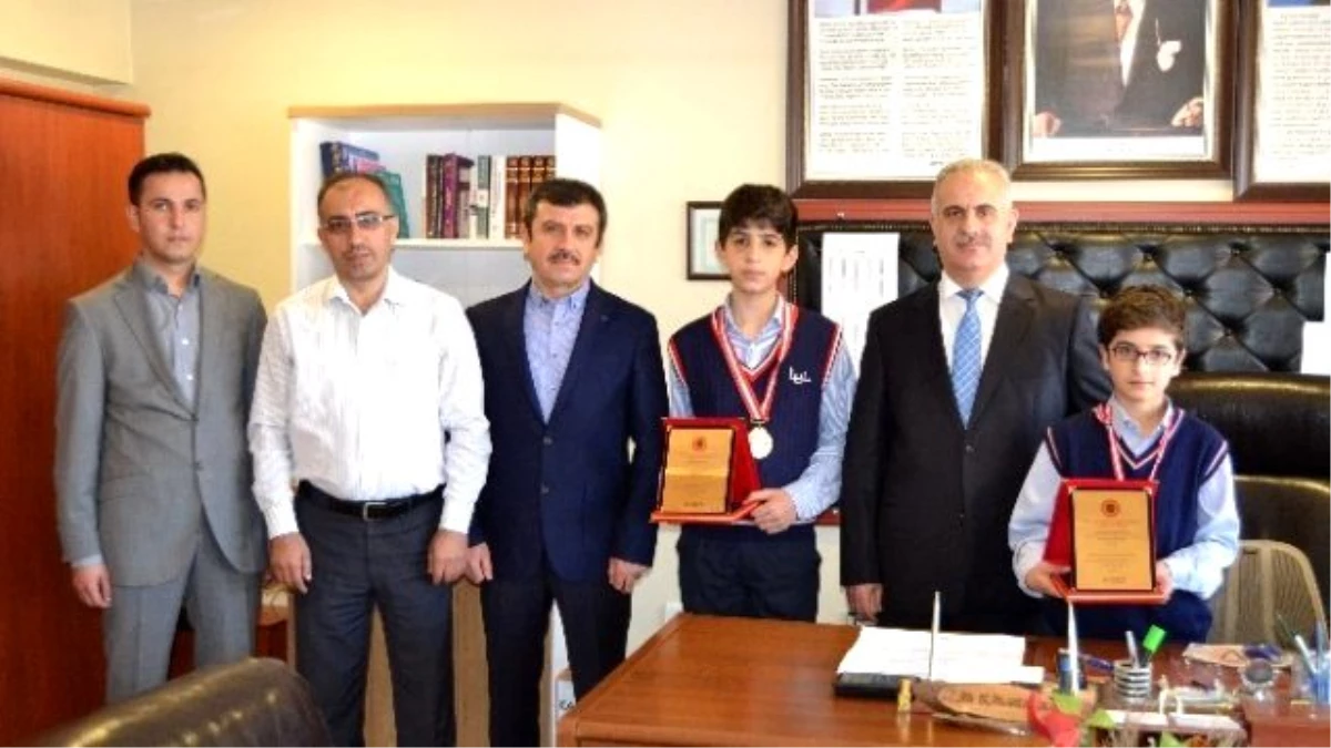 Zonguldak Aihl Ortaokulu Ödül Serisine Yenilerini Ekledi
