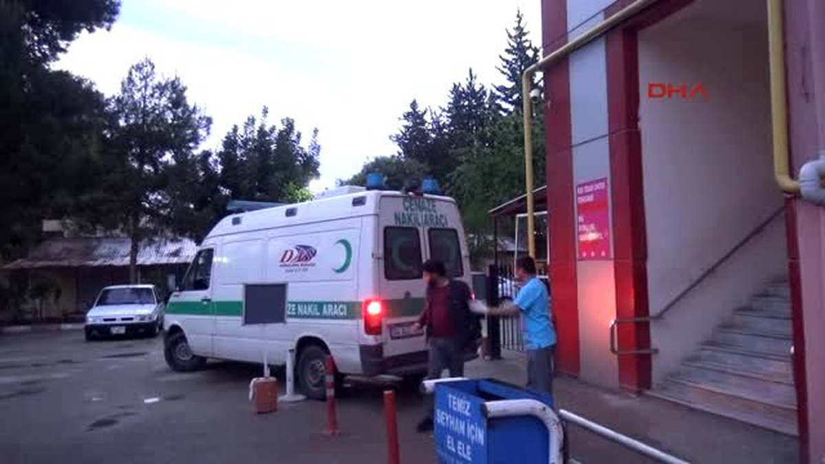Adana-Cenaze Gece Defnedilmesini İzin Verilmeyince Adana\'da Getirildi