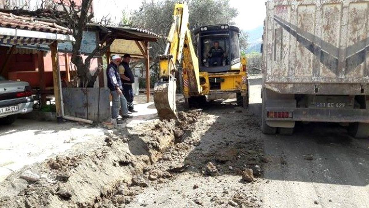 Bayırköy\'de Altyapı Çalışmaları Devam Ediyor
