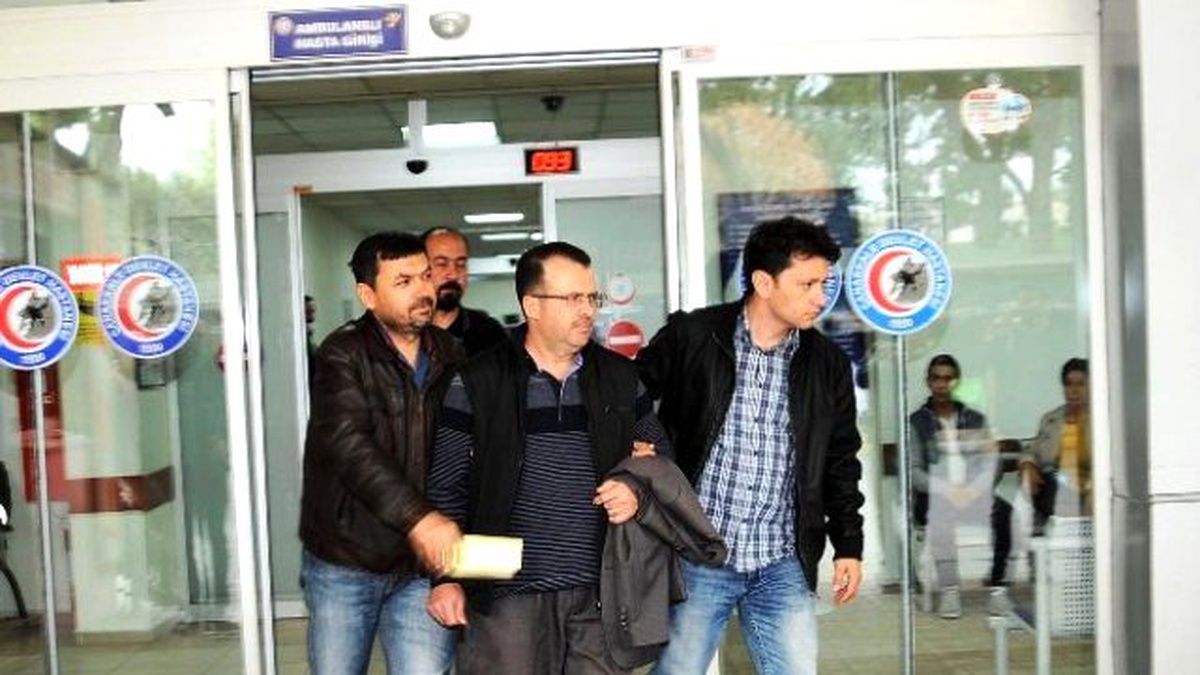 Çanakkale\'de Fetö/pdy Operasyonu: 5 Gözaltı