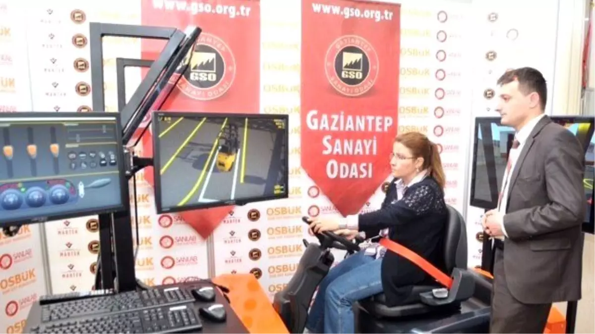 Gaziantep\'te Kadınlar İçin Forklift Operatörlüğü Kursu Açıldı