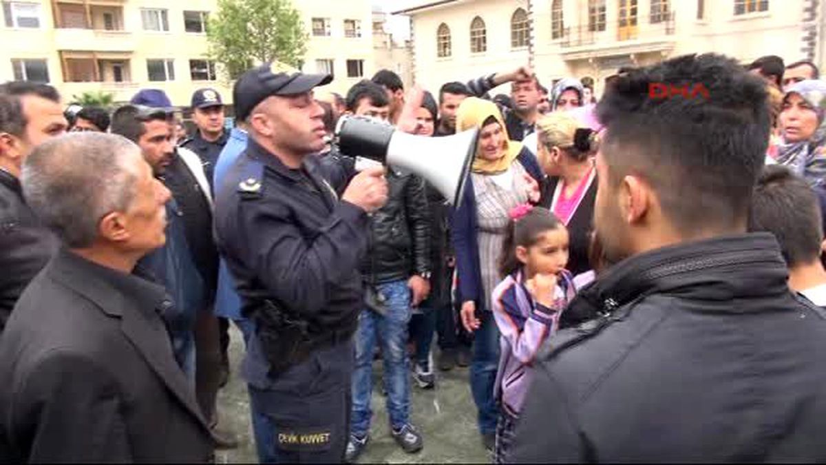 Kilis\'e 2 Roket Mermisi Düştü Ek Görüntülerle
