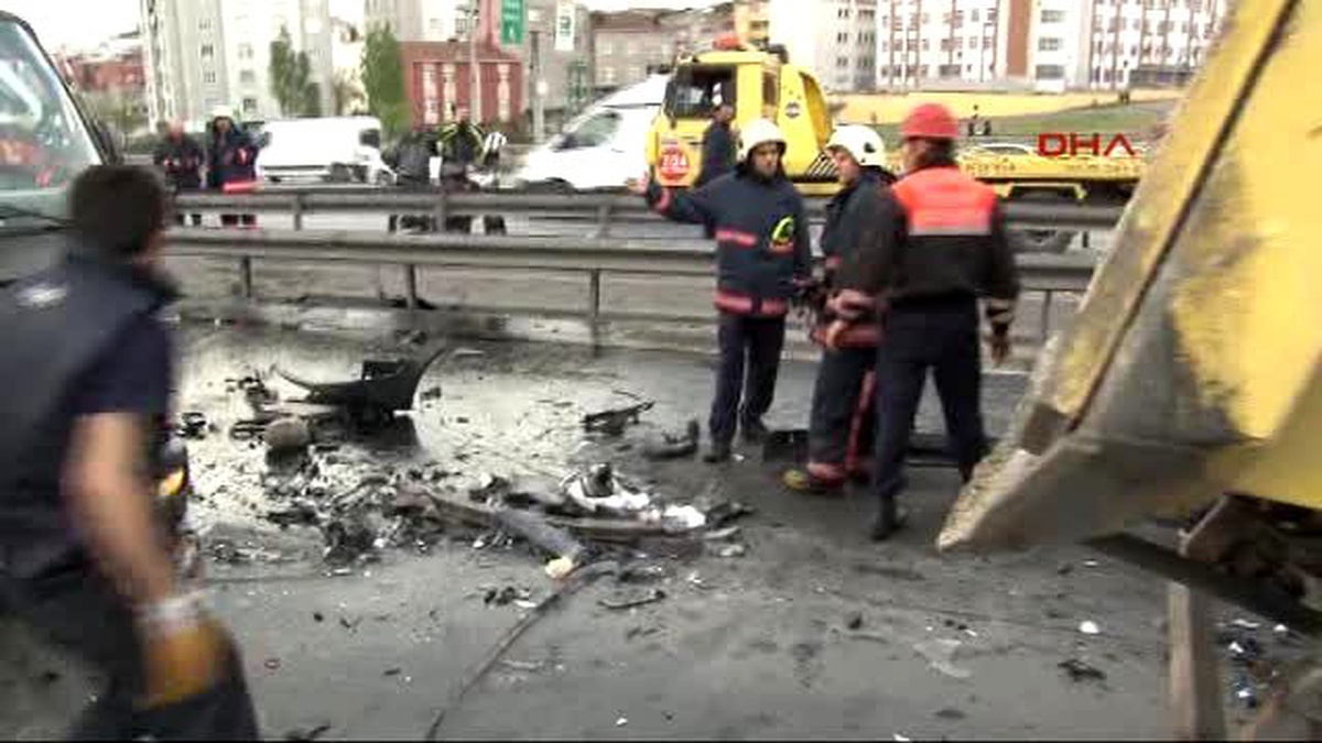 Tem Otoyolu\'nun Edirne Yönü Zincirleme Kaza Nedeniyle Kapalı
