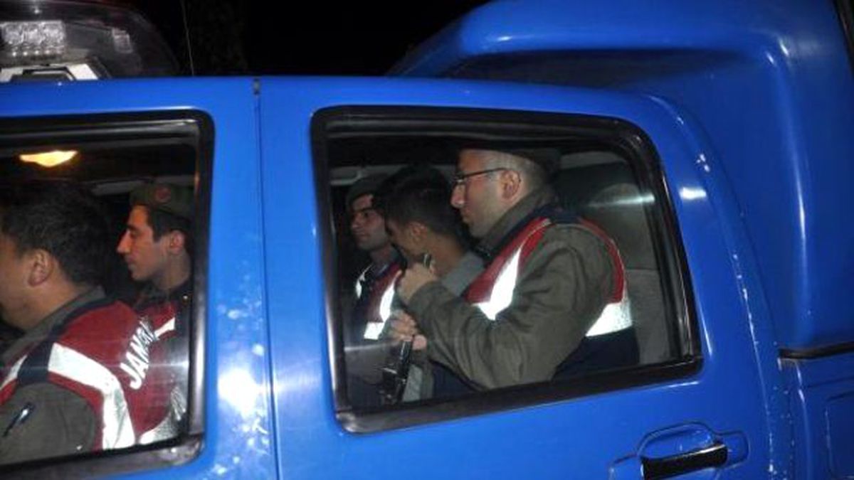 Ağabeyini Öldürmekle Suçladığı Kişiyi Öldürüldü