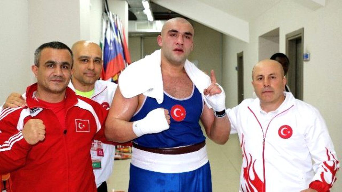 Ali Eren Demirezen de Yarı Finalde