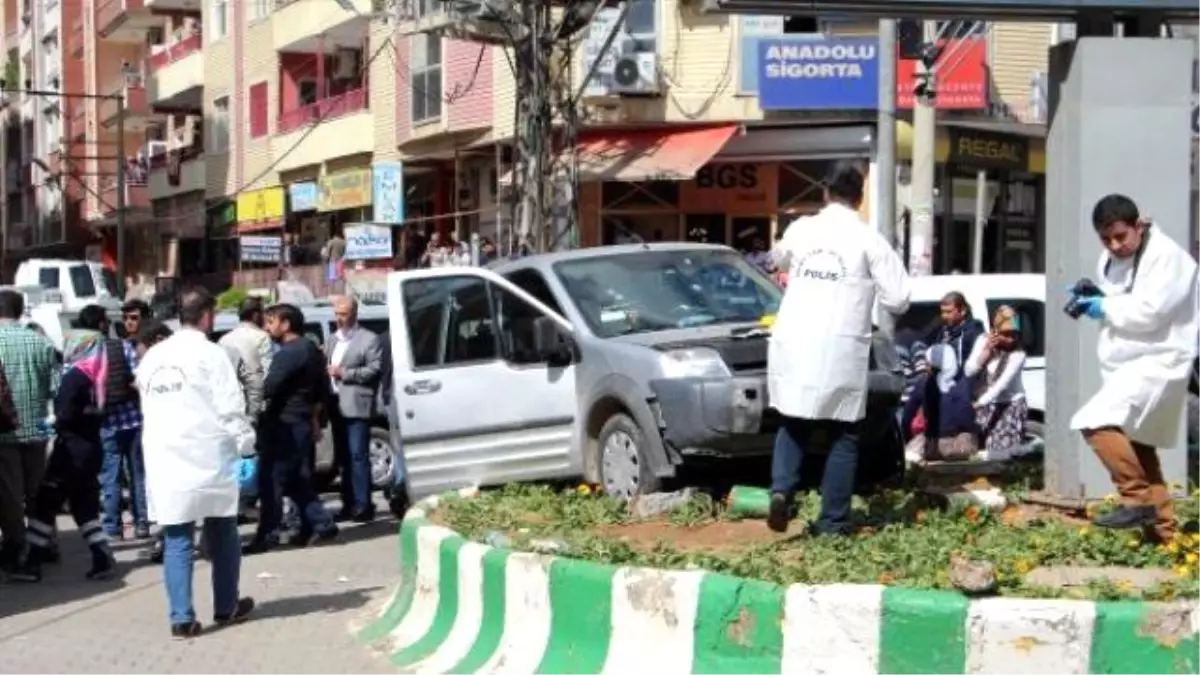 Aracında Silahlı Saldırıya Uğrayan İnşaatçı Öldü