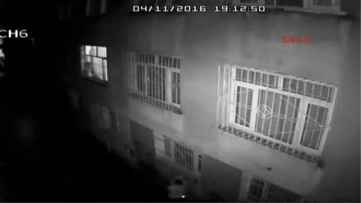 Diyarbakır Demir Parmaklıkları Söküp Evi Soydular