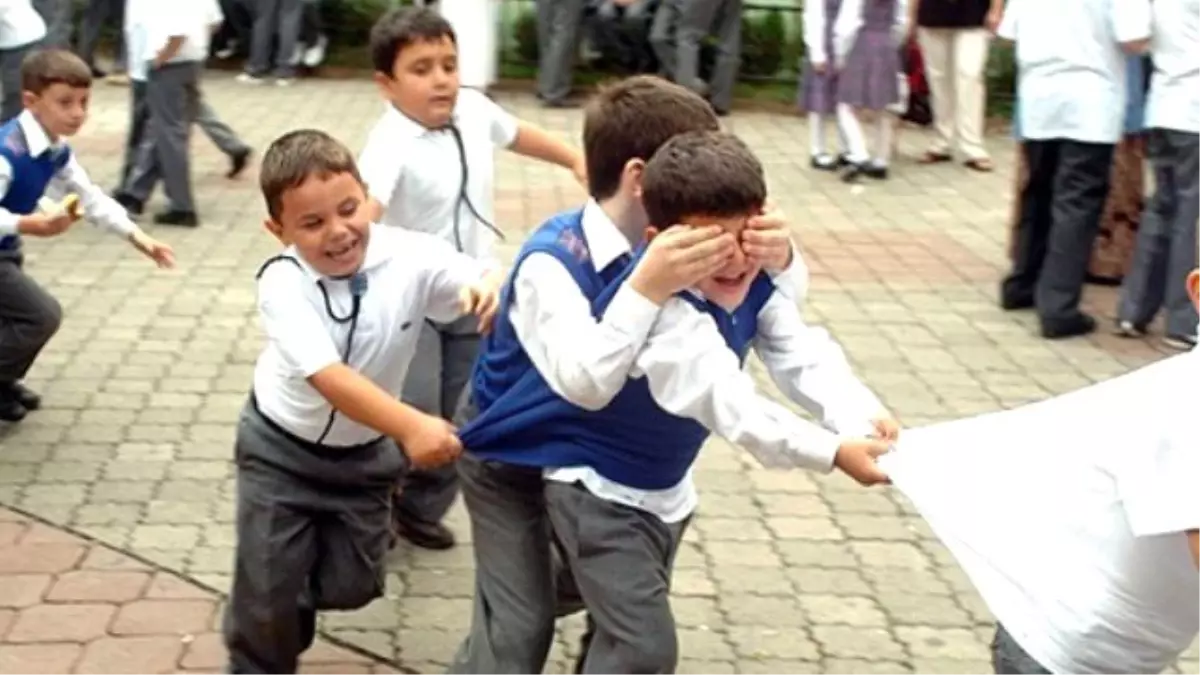 Eğitimde Yeni Dönem: Ders Sayısı ve Saatleri Azalacak