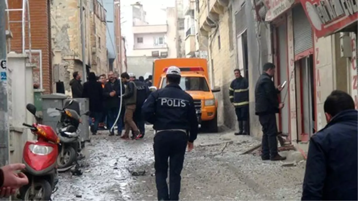 Kilis\'te Sınırı Aşan Roket Mermilerinden Ölen Kişi Sayısı 6 Oldu